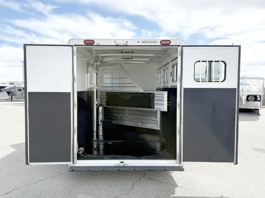 2024 Cimarron Norstar 3HGN | Photo 10 of 17