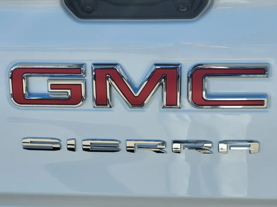 2026 GMC Sierra 2500HD Pro | Photo 10 of 30