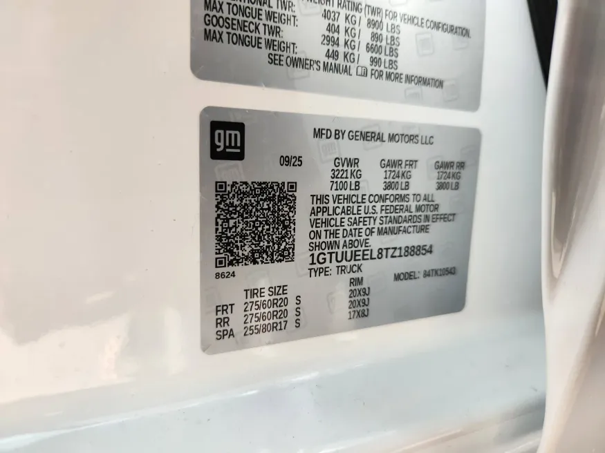 2026 GMC Sierra 1500 AT4 | Photo 30 of 31