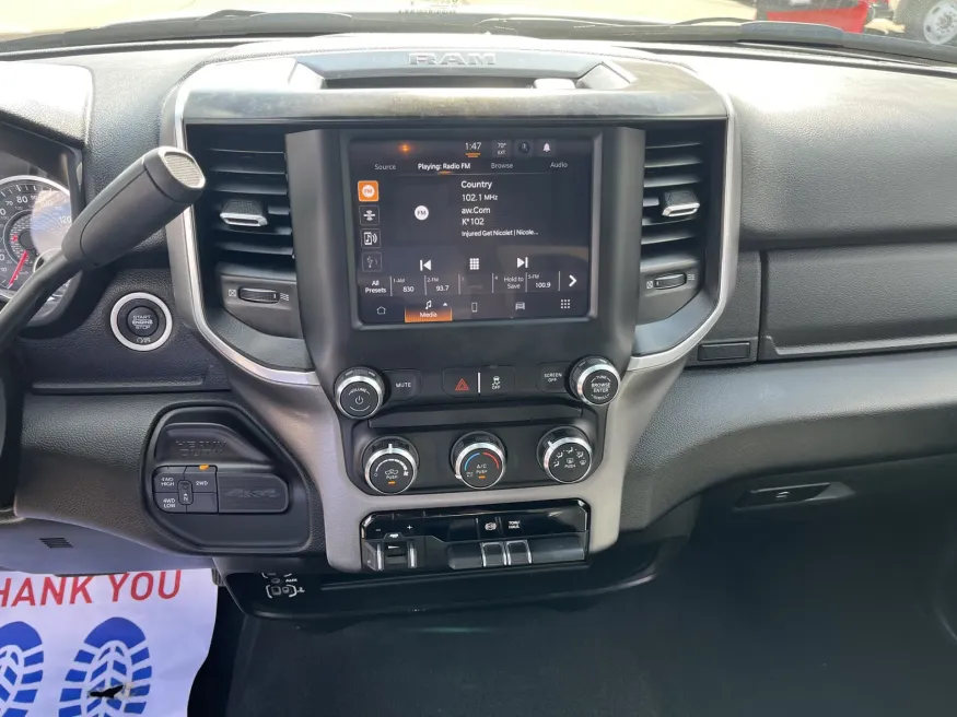 2024 RAM 2500 Big Horn | Photo 11 of 21