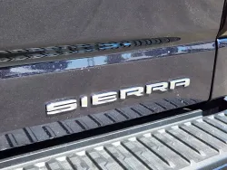 2026 GMC Sierra 1500 Denali Ultimate | Thumbnail Photo 14 of 31