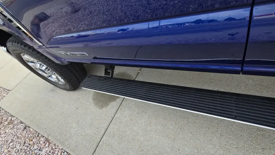 2026 Ford Super Duty F-350 | Photo 1 of 36