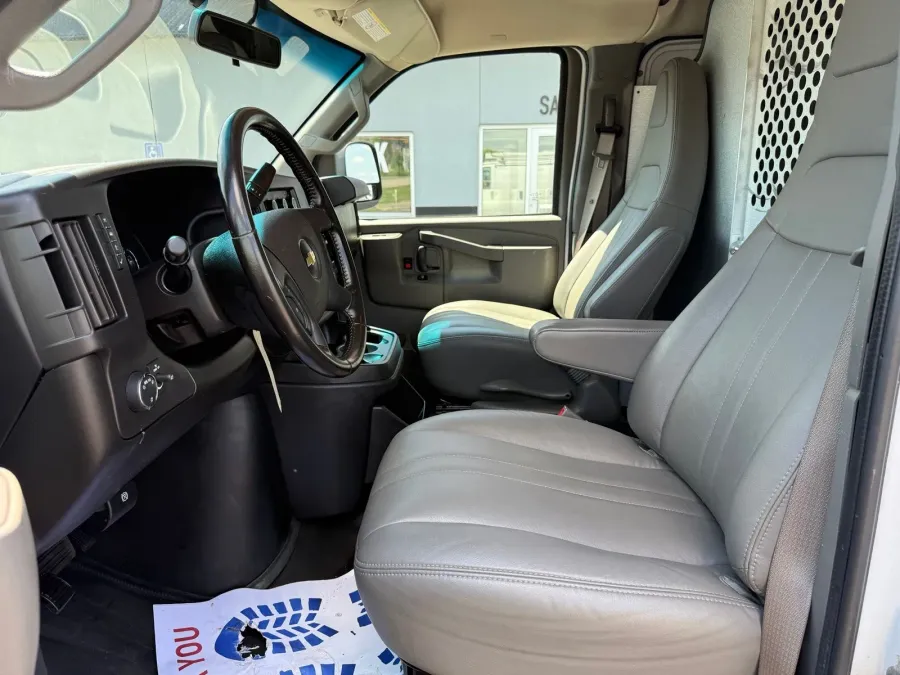 2020 Chevrolet Express 2500 Work Van | Photo 4 of 23