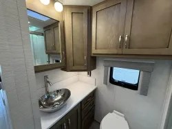 2026 Newmar Grand Star 3444 | Thumbnail Photo 30 of 47
