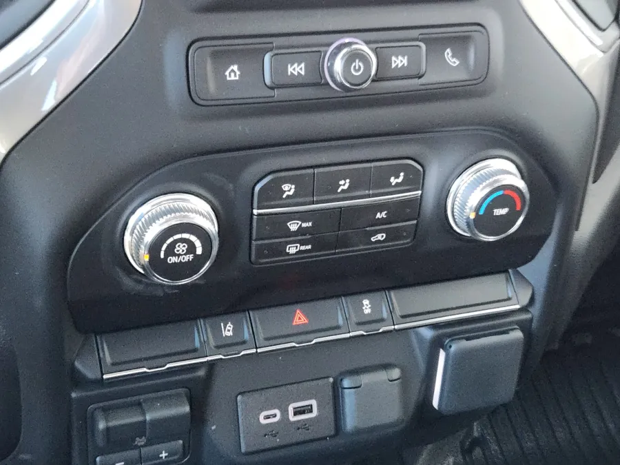 2026 GMC Sierra 2500HD Pro | Photo 19 of 22