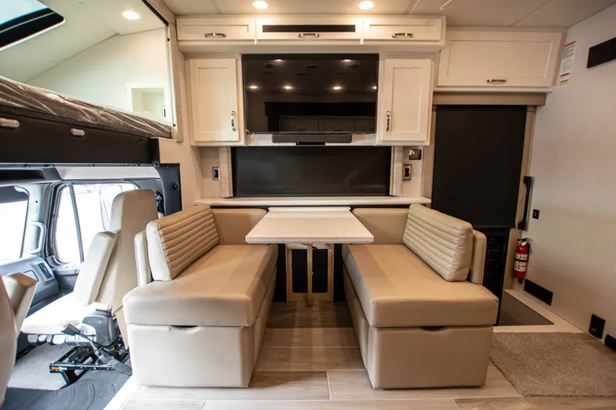 2026 Newmar Grand Star 3444 | Photo 12 of 23