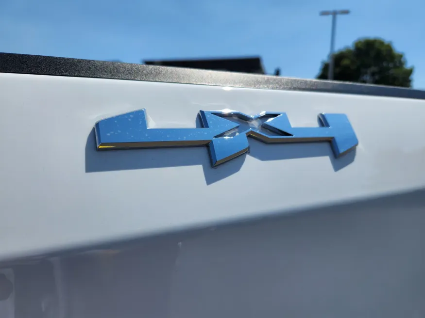 2026 GMC Sierra 1500 Elevation | Photo 12 of 28