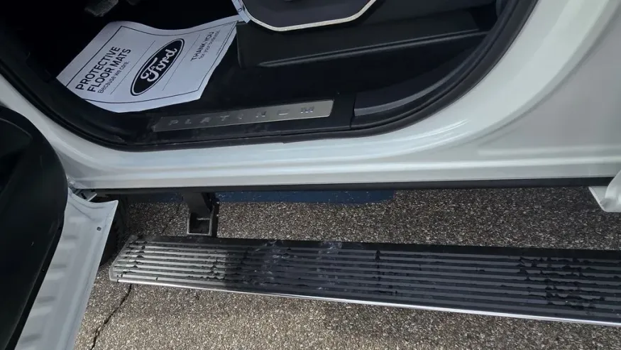 2026 Ford Super Duty F-250 | Photo 1 of 35