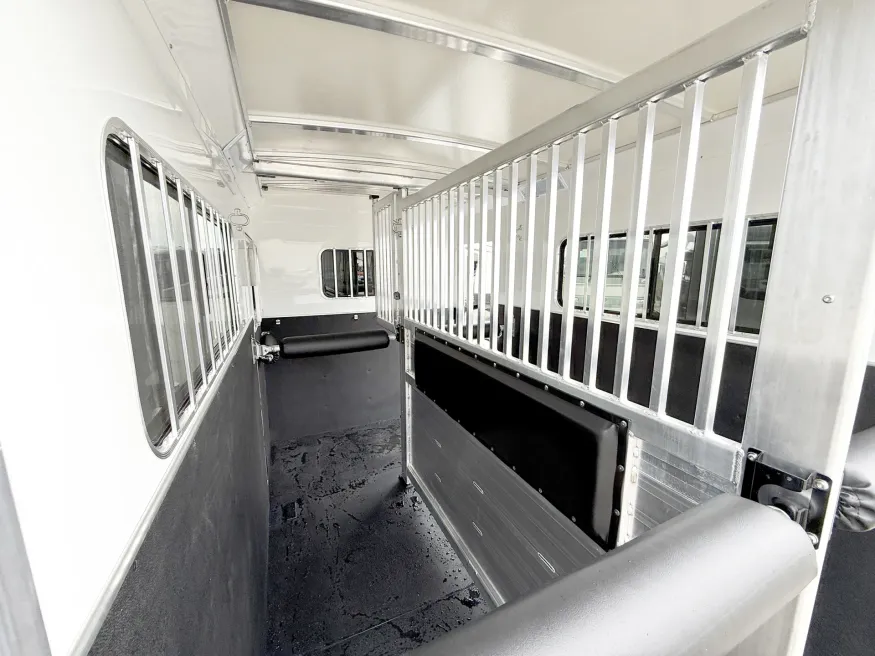 2026 Cimarron Norstar Warmblood 2HGN | Photo 14 of 20