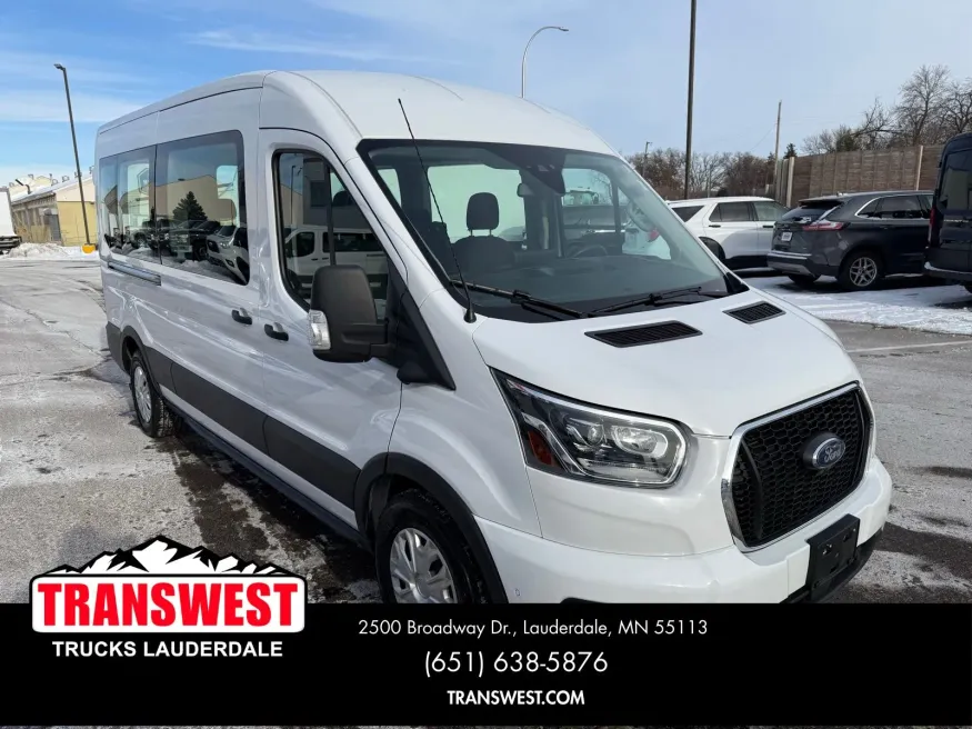 2023 Ford Transit-350 XLT | Photo 16 of 21