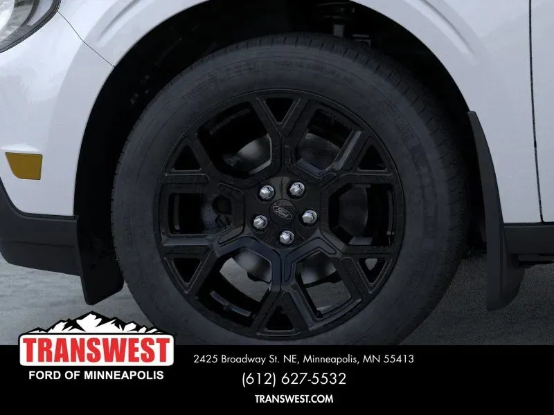 2025 Ford Maverick XLT | Photo 19 of 24