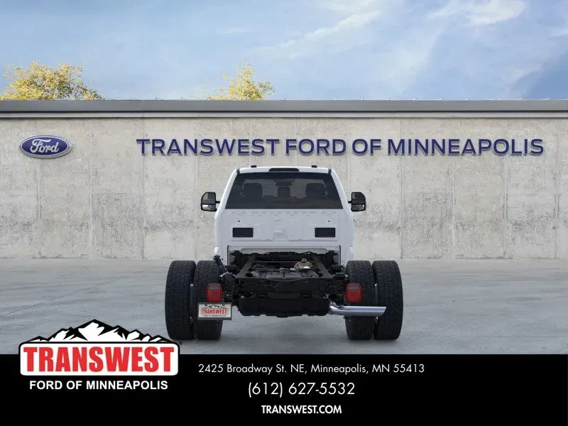 2025 Ford Super Duty F-550 XL | Photo 4 of 22