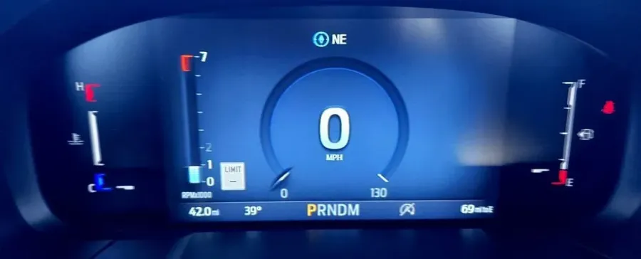 2025 Ford Maverick | Photo 19 of 32