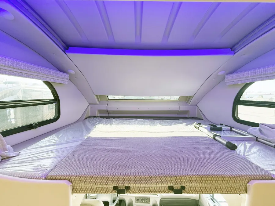 2023 Thor Inception 38MX | Photo 5 of 29