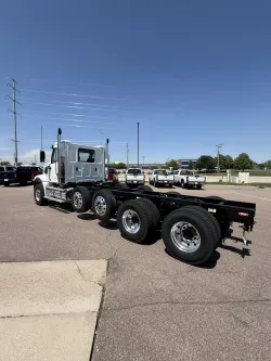 2027 Western Star 49X | Thumbnail Photo 3 of 13