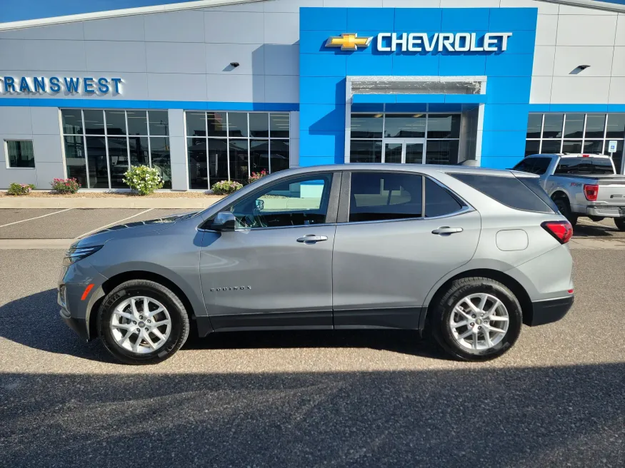 2024 Chevrolet Equinox LT | Photo 1 of 17