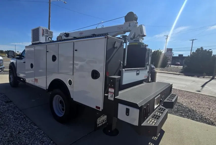 2025 Ford Super Duty F-600 | Photo 5 of 26