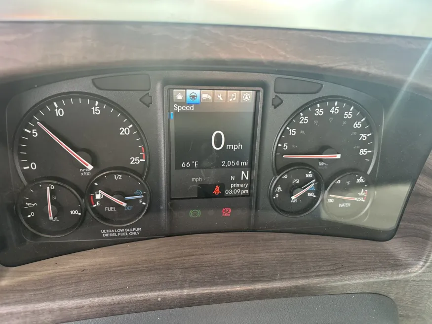 2026 Western Star 47X | Photo 12 of 18