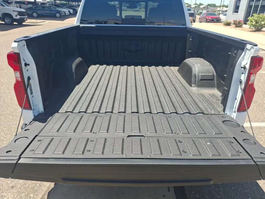 2026 Chevrolet Silverado 1500 RST | Photo 8 of 19