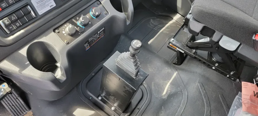 2026 Freightliner M2 106 | Photo 13 of 13