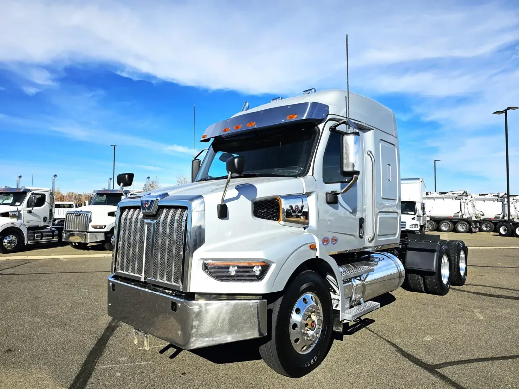 2025 Western Star 47X 