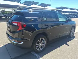 2024 GMC Terrain SLT | Thumbnail Photo 4 of 20