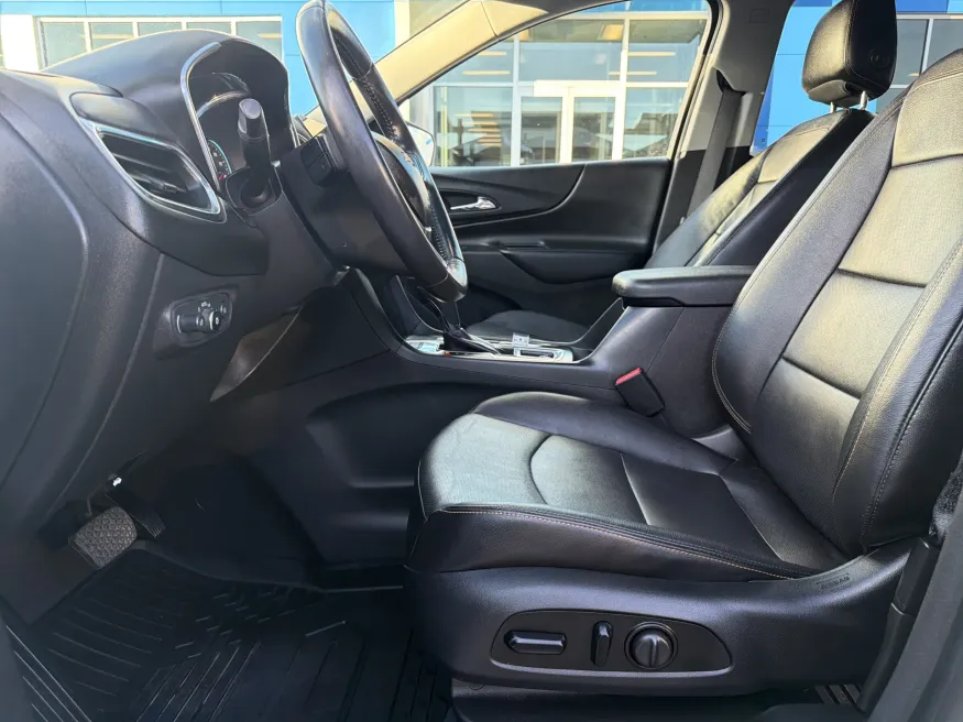 2021 Chevrolet Equinox LT | Photo 15 of 21