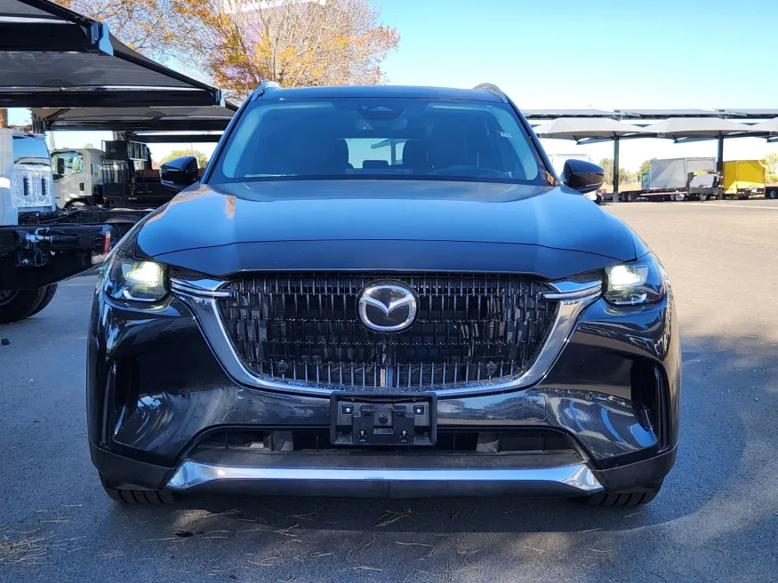 2024 Mazda CX-90 3.3 Turbo Premium | Photo 3 of 30