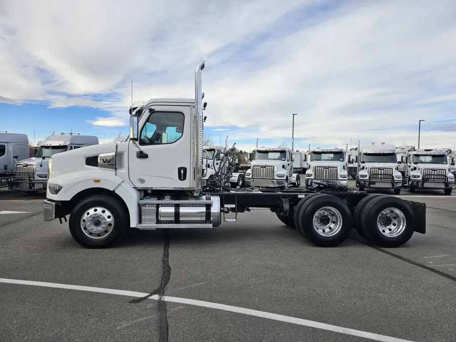 2022 Western Star 49X | Photo 4 of 18