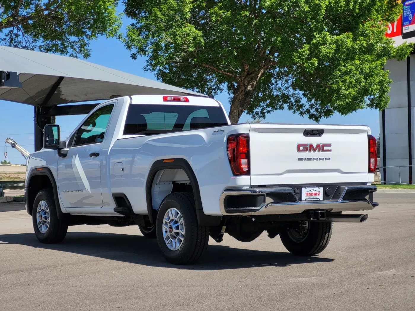 2026 GMC Sierra 2500HD Pro | Photo 4 of 22