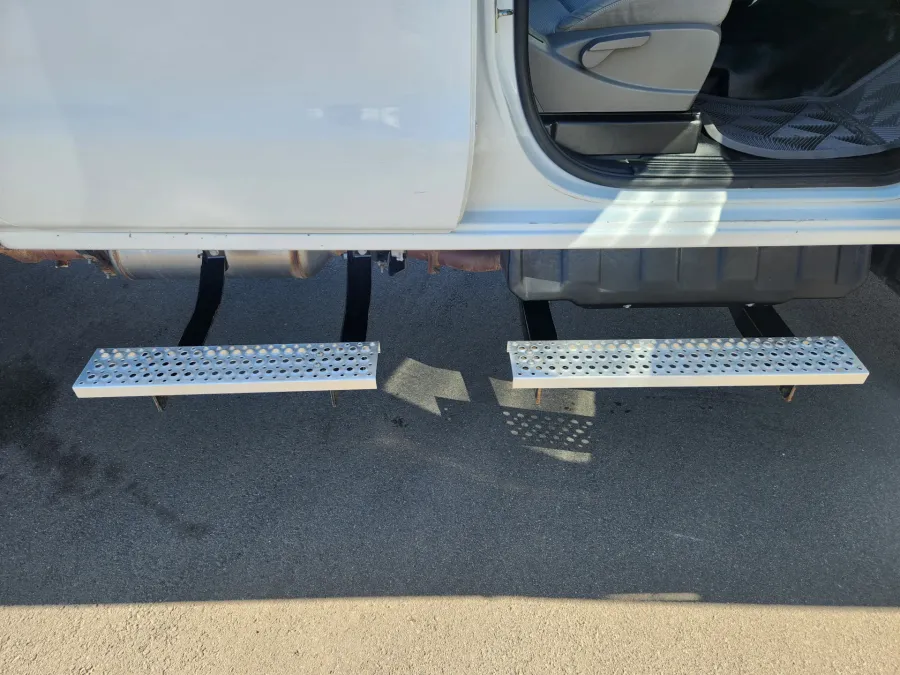 2021 Chevrolet Silverado MD Work Truck | Photo 17 of 24