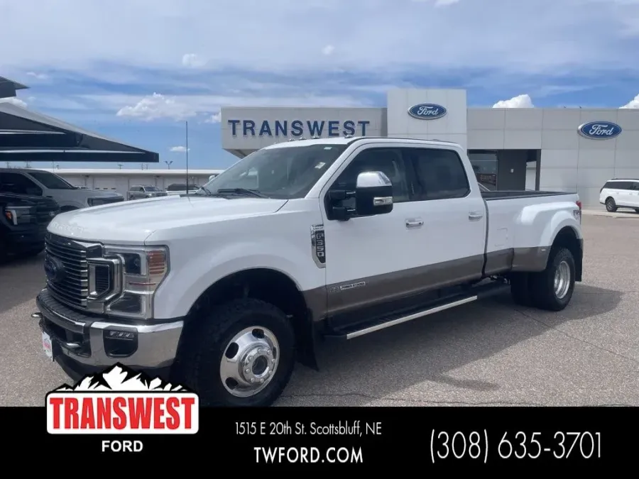 2022 Ford F-350 | Photo 1 of 1