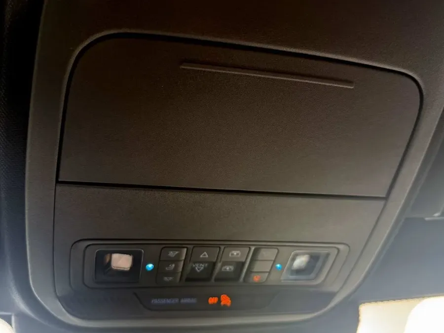 2025 Ford Expedition Max | Photo 29 of 34