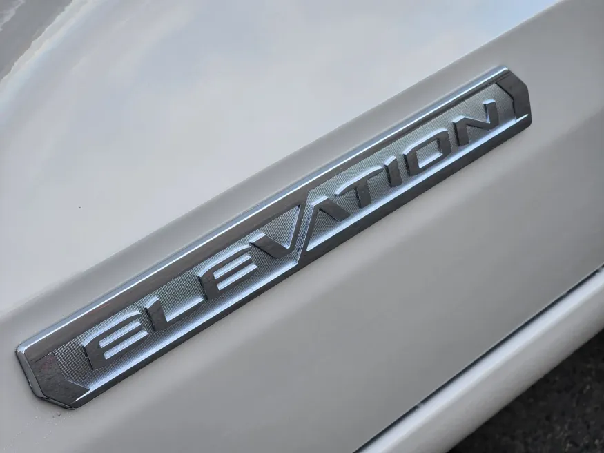 2026 GMC Canyon 4WD Elevation | Photo 7 of 22