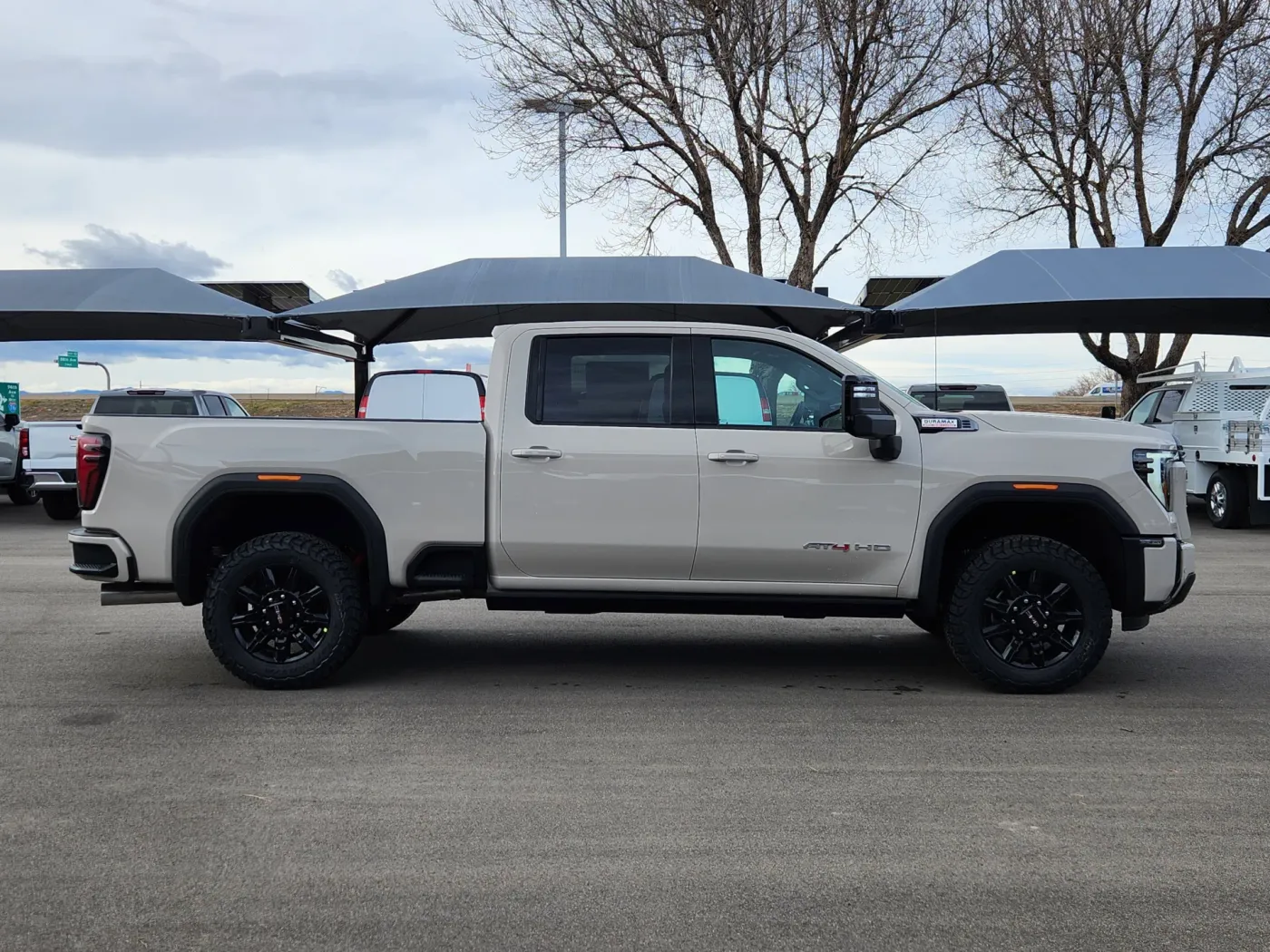 2026 GMC Sierra 2500HD AT4 | Photo 3 of 27