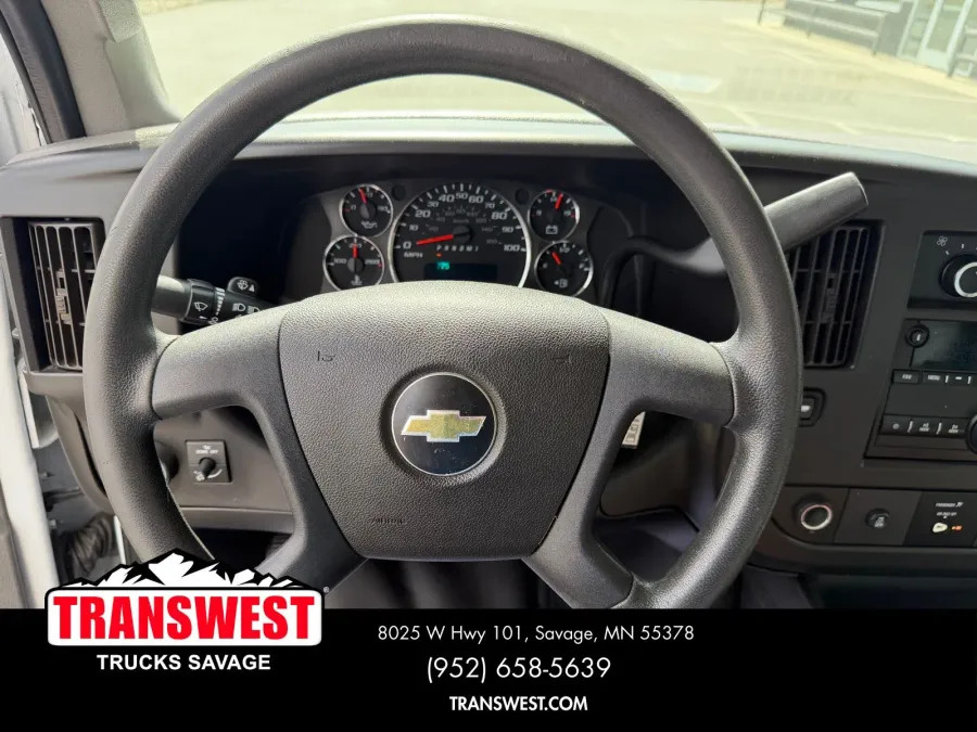 2018 Chevrolet Express 3500 Work Van | Photo 7 of 19