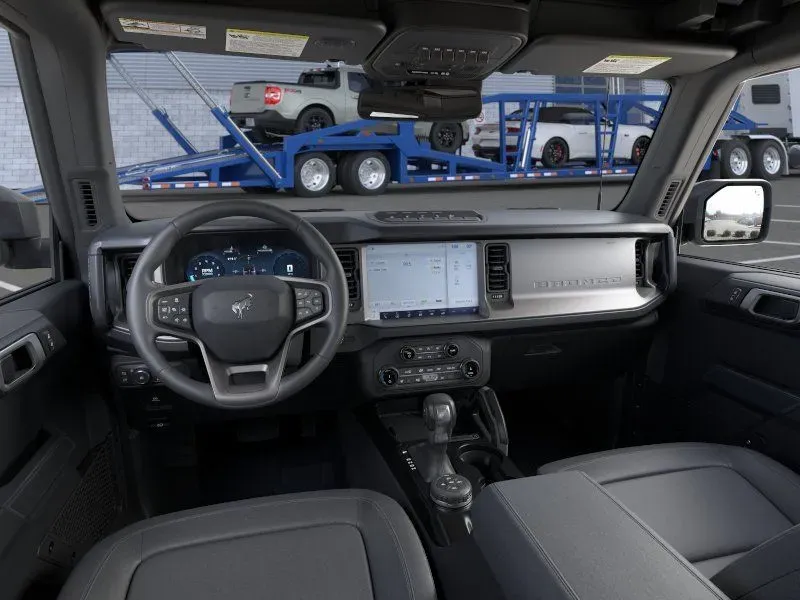 2026 Ford Bronco Badlands | Photo 8 of 25