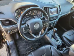 2019 Jeep Cherokee Latitude Plus | Thumbnail Photo 7 of 29