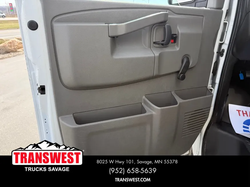 2018 Chevrolet Express 3500 Work Van | Photo 6 of 19