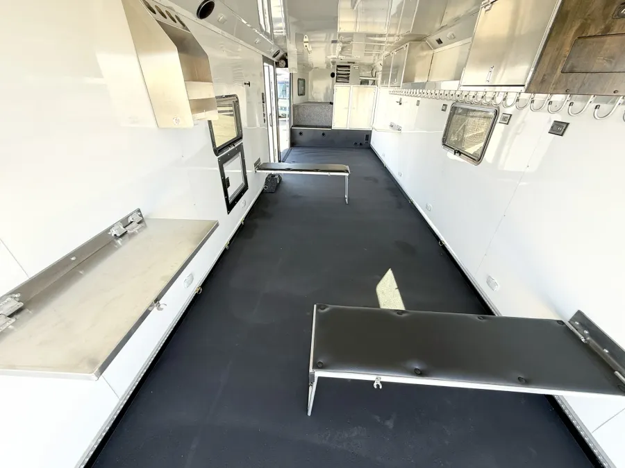 2026 Logan Coach Horse Power | Photo 15 of 24