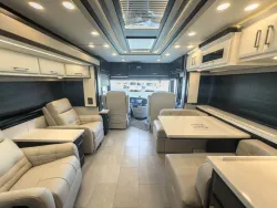 2026 Newmar New Aire 3543 | Thumbnail Photo 7 of 27