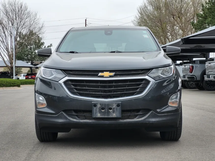 2021 Chevrolet Equinox LS | Photo 1 of 25