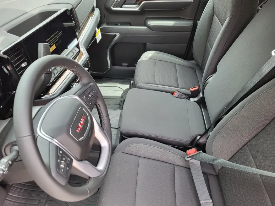 2026 GMC Sierra 1500 Elevation | Photo 11 of 24