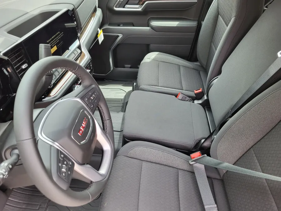 2026 GMC Sierra 1500 Elevation | Photo 11 of 24