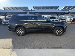 2023 Jeep Grand Cherokee L Limited | Thumbnail Photo 5 of 23