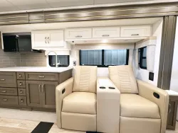 2026 Newmar Grand Star 3444 | Thumbnail Photo 9 of 29