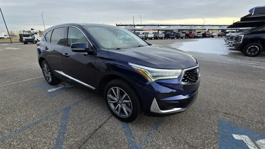 2021 Acura RDX | Photo 3 of 31