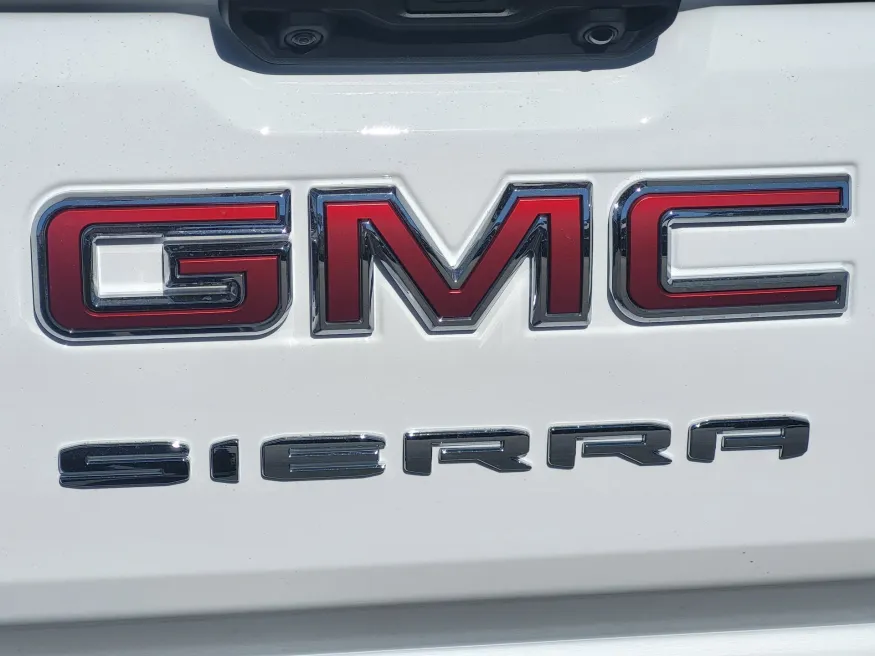 2026 GMC Sierra 1500 Pro | Photo 10 of 24