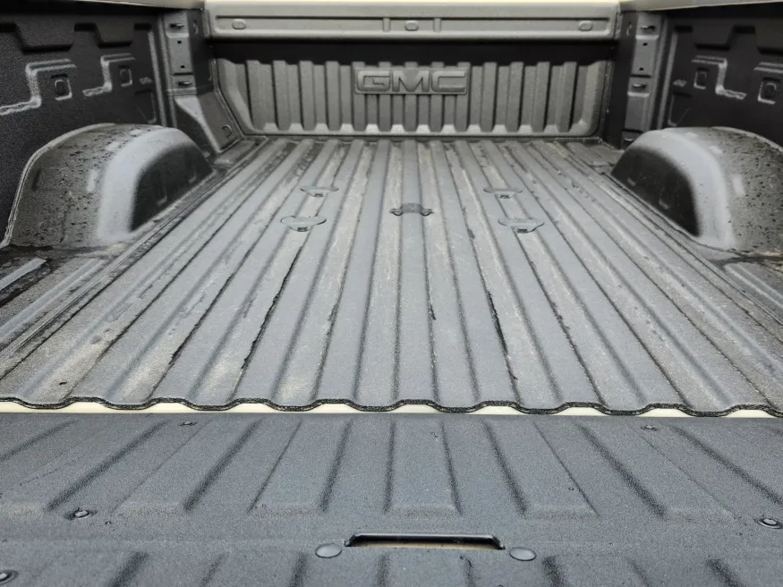 2026 GMC Sierra 2500HD AT4 | Photo 12 of 27