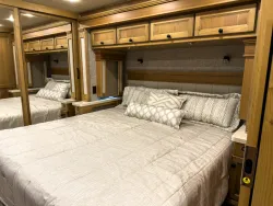 2023 Tiffin Allegro Red 33AA | Thumbnail Photo 22 of 25